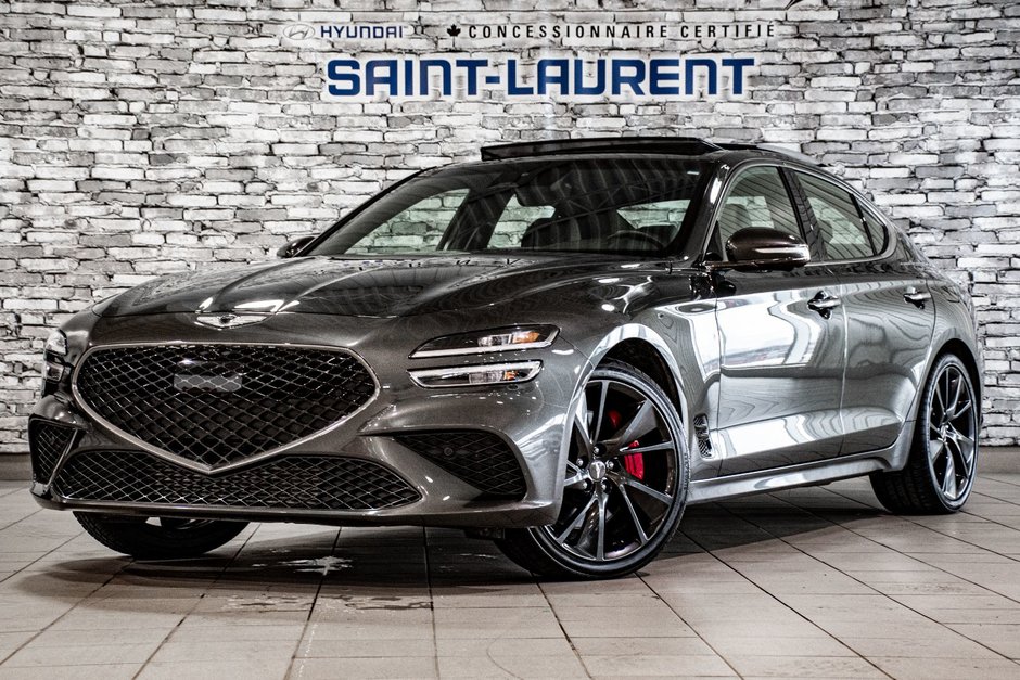 2023 GENESIS G70 3.3T SPORT 365 HP HEAD UP DISP CAM360 CUIR NAPPA in Montréal, Quebec