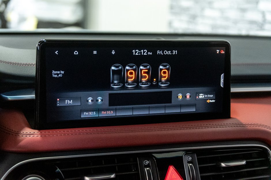 GENESIS G70 3.3T SPORT AWD 365 HP HEAD UP DISP CAM360 CUIR 2023-27