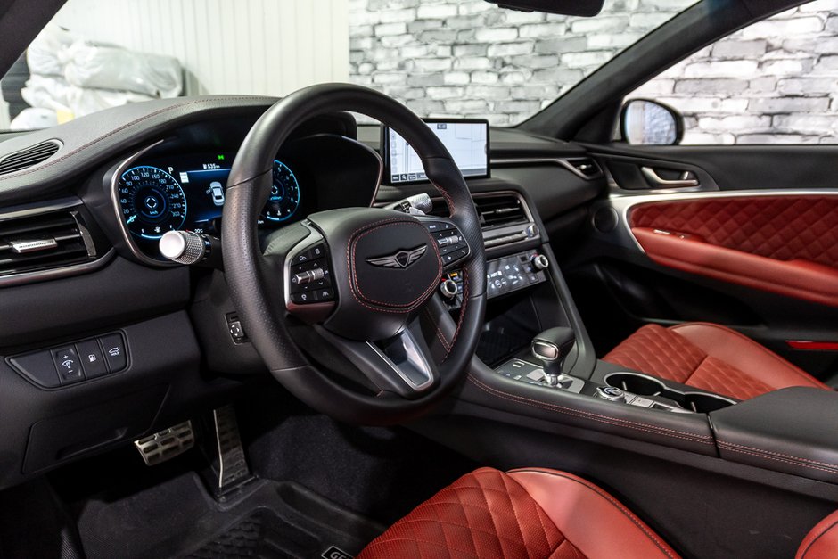 GENESIS G70 SPORT 3.3T AWD 365HP CUIR TOIT NAV CAM360 2025-21