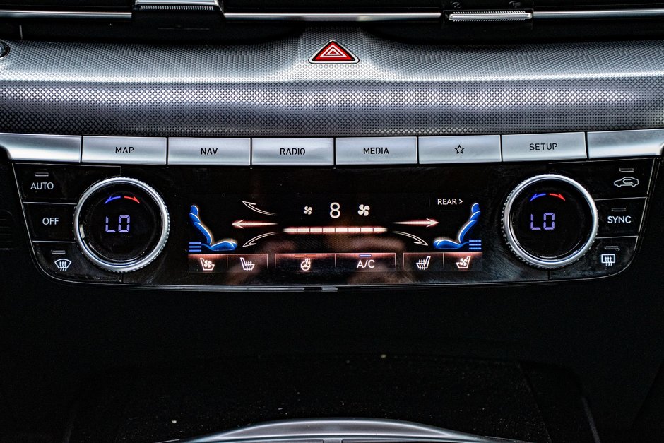 GENESIS G80 2.5T ADVANCED AWD 300HP TOIT NAV CUIR MAGS 2024-29