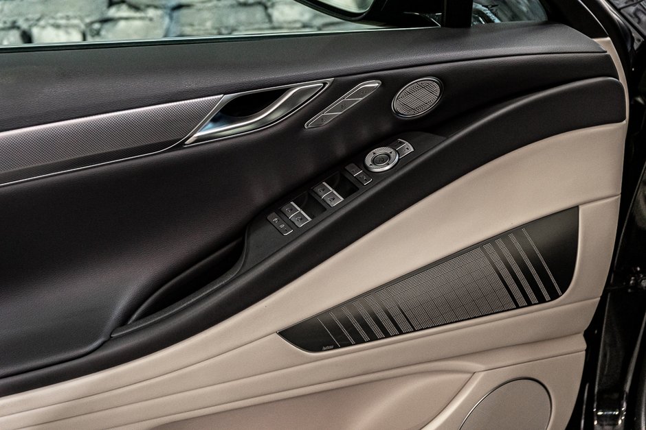 GENESIS G80 2.5T ADVANCED AWD 300HP TOIT NAV CUIR MAGS 2024-16