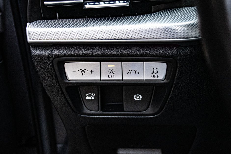 GENESIS G80 2.5T ADVANCED AWD 300HP TOIT GPS CUIR MAGS 2024-11