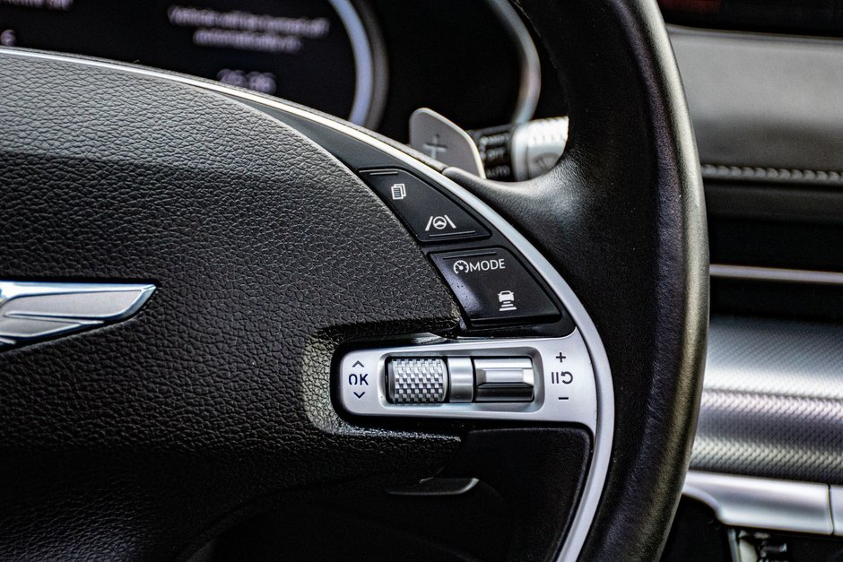 GENESIS G80 2.5T ADVANCED AWD 300HP TOIT GPS CUIR MAGS 2024-20