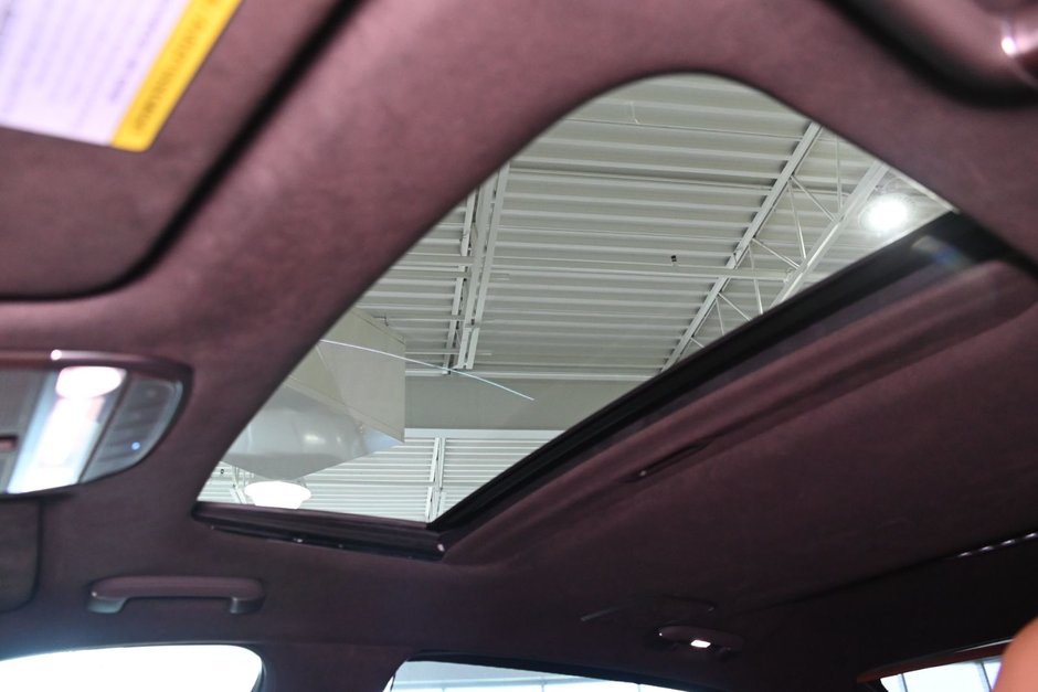 GENESIS G90 5.0L PRESTIGE AWD V8 GPS CAM 360 CUIR TOIT 2020-23