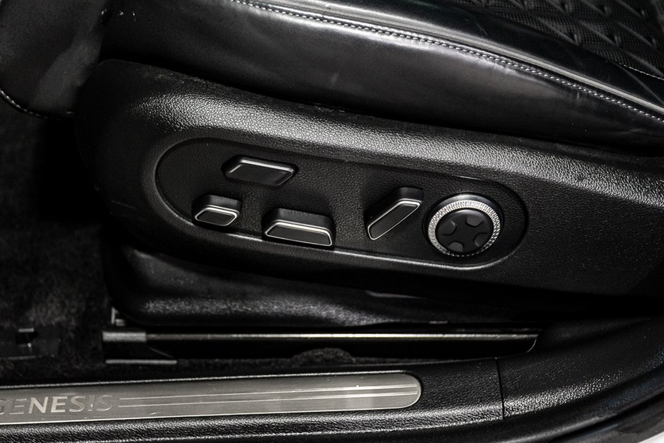 2023 GENESIS GV60 ADVANCED AWD TOIT CUIR NAPPA NAVIGATION-16