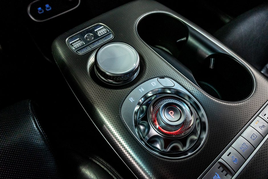 GENESIS GV60 ADVANCED AWD TOIT CUIR NAVIGATION CAMERA 2023-23