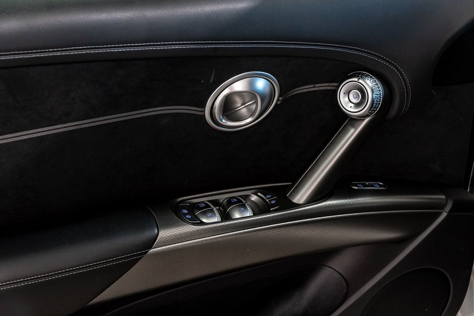 GENESIS GV60 ADVANCED AWD TOIT CUIR NAVIGATION CAMERA 2023-11