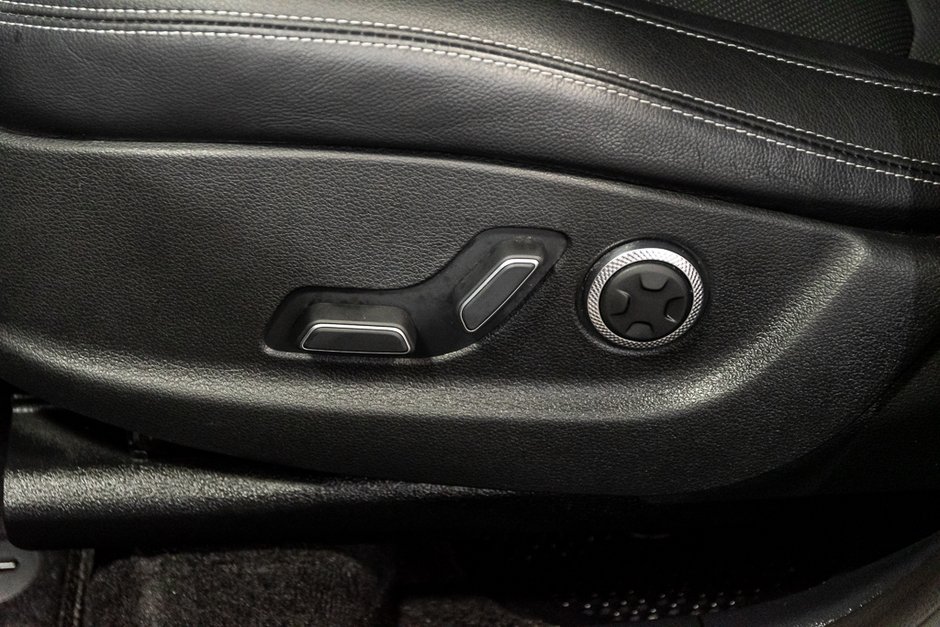 GENESIS GV70 SELECT 2.5T AWD CUIR NAVIGATION CAMERA 2022-21