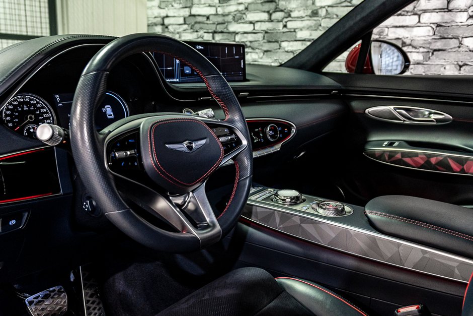 GENESIS GV70 2.5T PRESTIGE AWD TOIT GPS CUIR CAMERA 2022-19