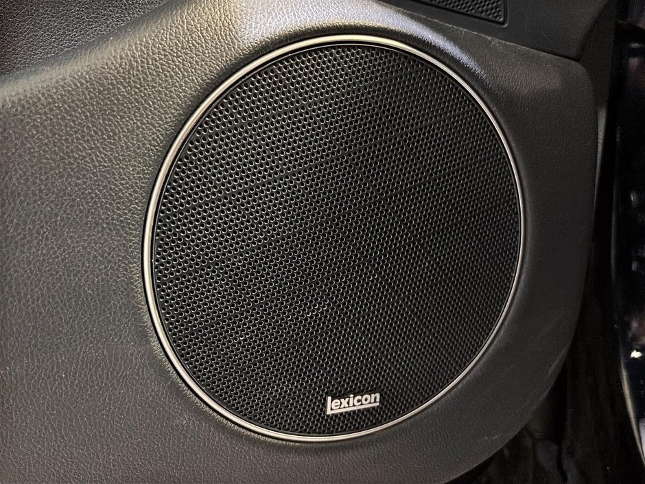 GENESIS GV70 2.5T PRESTIGE AWD TOIT OUVRANT CUIR NAVIGATION 2022-33