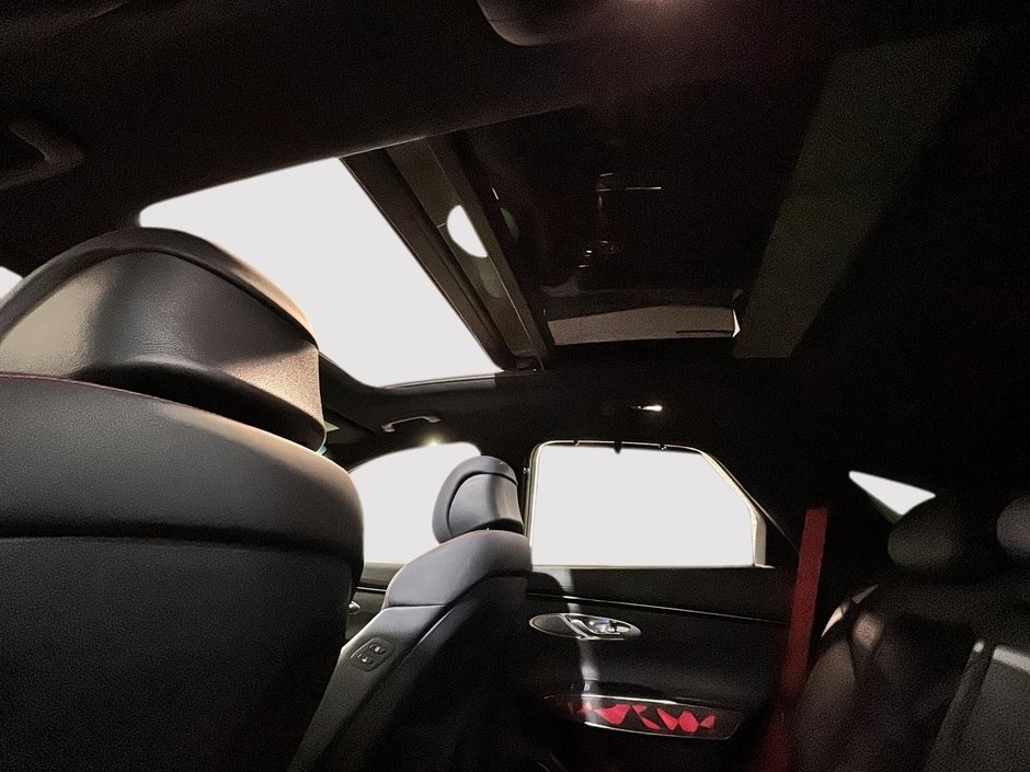 GENESIS GV70 2.5T PRESTIGE AWD TOIT OUVRANT CUIR NAVIGATION 2022-23