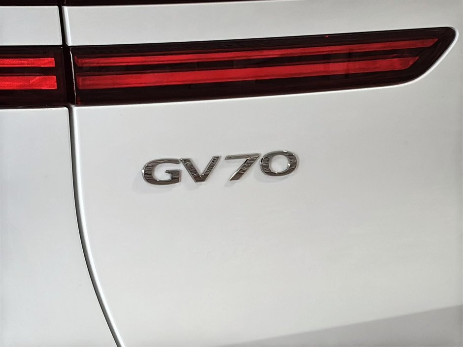 GENESIS GV70 2.5T Advanced Plus Toit Cuir Chauffants Cam Gps 2022-9