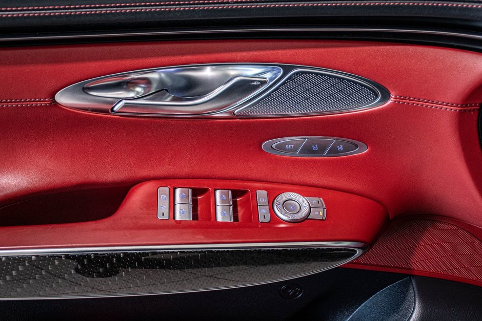 GENESIS GV70 3.5T SPORT PLUS AWD 375HP HUD CAM360 CUIR NAPPA 2023-22