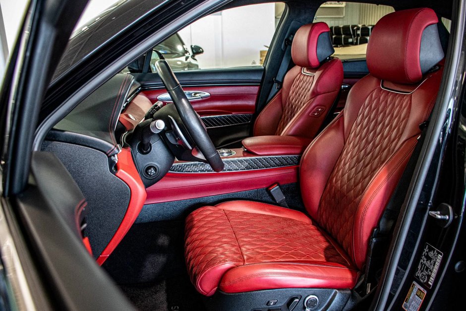 GENESIS GV70 3.5T SPORT PLUS AWD 375HP HUD CAM360 CUIR NAPPA 2023-2