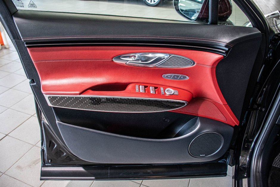 GENESIS GV70 3.5T SPORT PLUS AWD 375HP HUD CAM360 CUIR NAPPA 2023-21