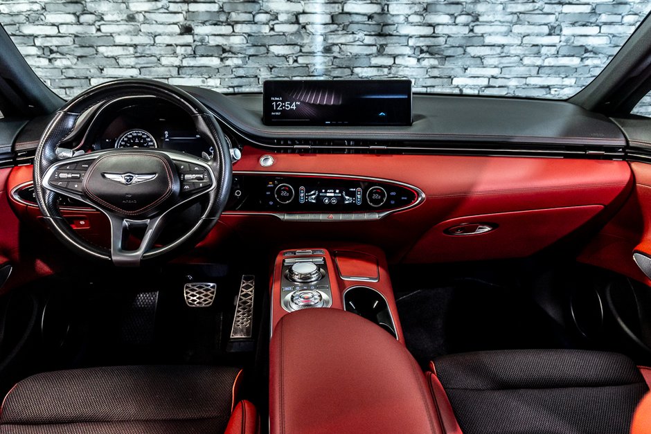 GENESIS GV70 3.5T SPORT AWD 375HP TOIT PANO NAV CAM CUIR 2023-3