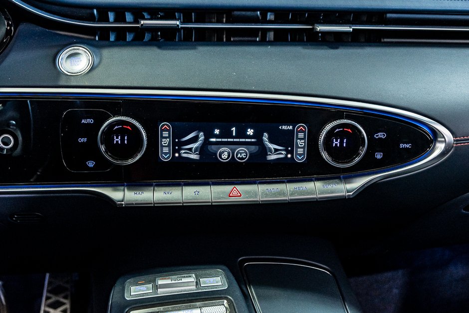 GENESIS GV70 3.5T Sport Plus V6 TOIT CUIR TOUTES OPTIONS 2023-30