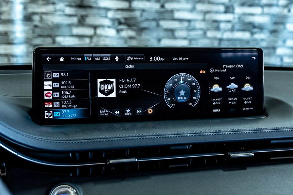 GENESIS GV70 3.5T Sport Plus V6 TOIT CUIR TOUTES OPTIONS 2023-28