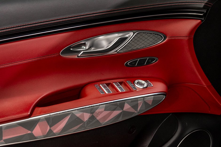 GENESIS GV70 2.5T PRESTIGE AWD CAM 360 SIEGE MASSAGE TOIT PANO 2023-11