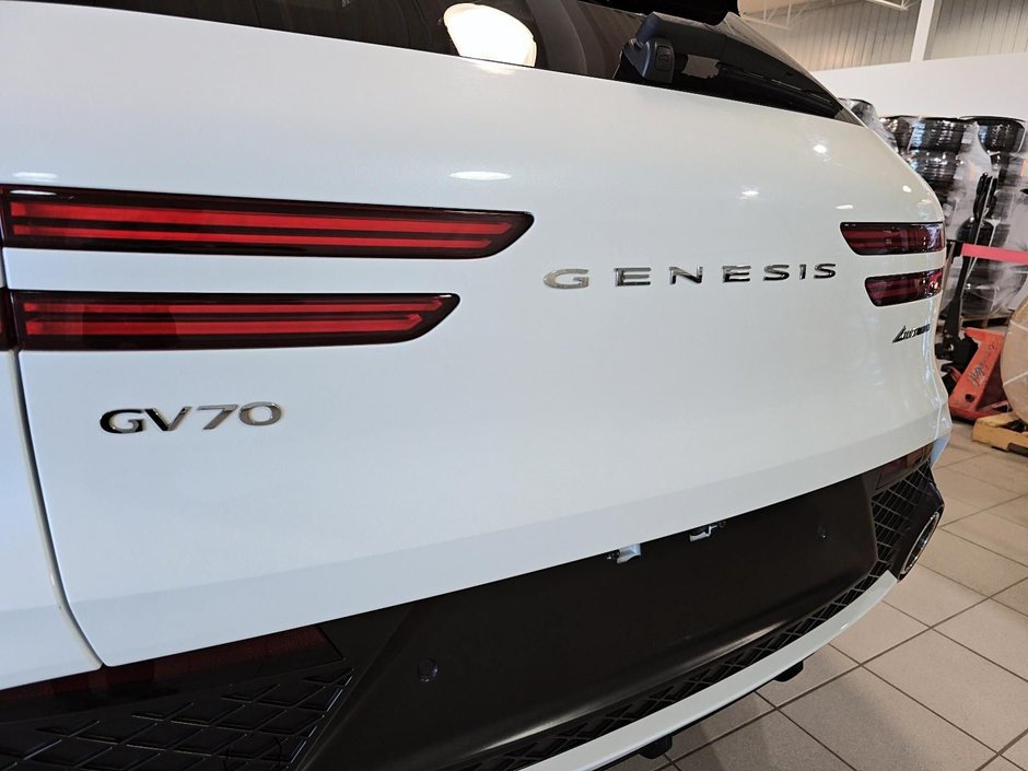 GENESIS GV70 3.5T SPORT PLUS 375 HP AWD AUTO PARK NAV CAM360 2023-15