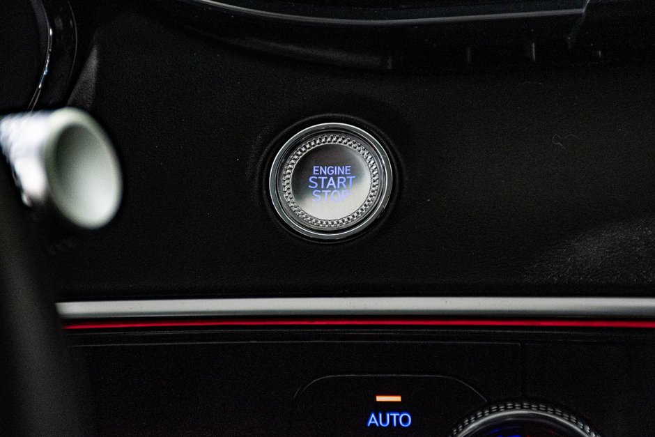 2024 GENESIS GV70 2.5T AWD ADVANCED PLUS NAV CAM 360 CUIR TOIT PANO-29