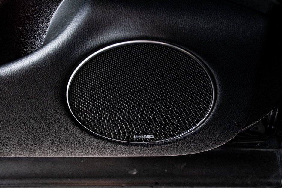 2024 GENESIS GV70 2.5T AWD ADVANCED PLUS NAV CAM 360 CUIR TOIT PANO-23