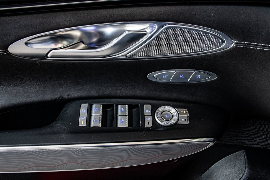 2024 GENESIS GV70 2.5T AWD ADVANCED PLUS NAV CAM 360 CUIR TOIT PANO-22