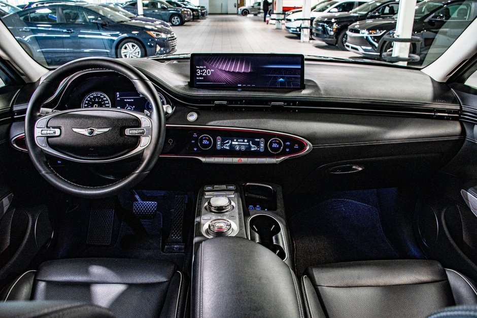 2024 GENESIS GV70 2.5T AWD ADVANCED PLUS NAV CAM 360 CUIR TOIT PANO-4