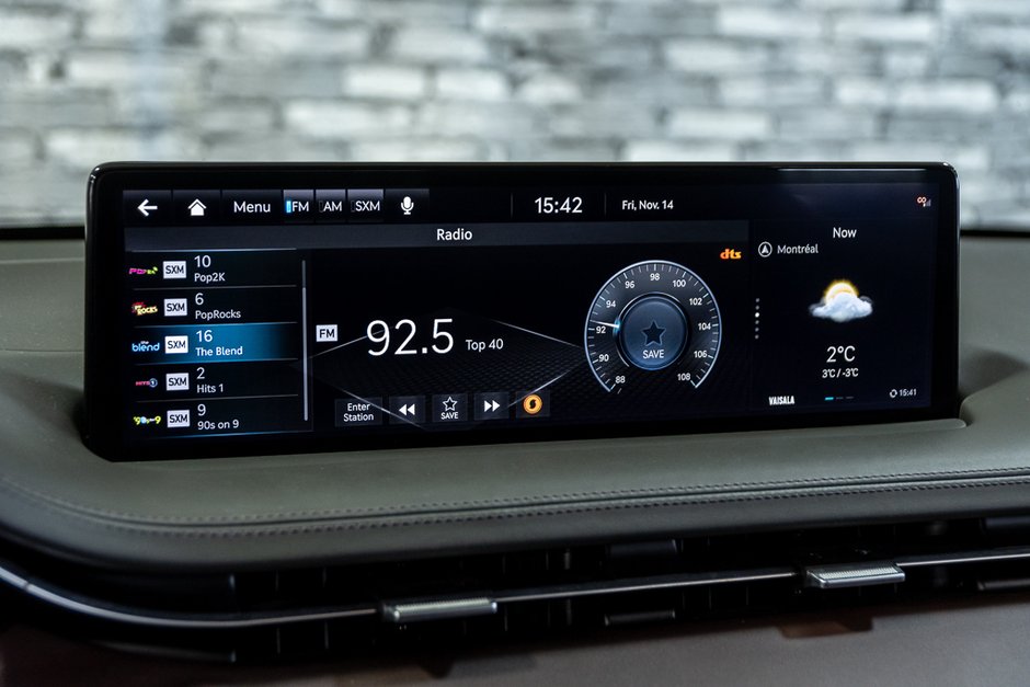 2024 GENESIS GV70 2.5T ADVANCED AWD CUIR TOIT PANO CAMERA NAV-25