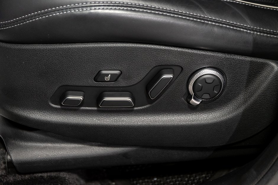 2024 GENESIS GV70 2.5T PRESTIGE AWD CAM 360 SIEGE MASSAGE TOIT PANO-18