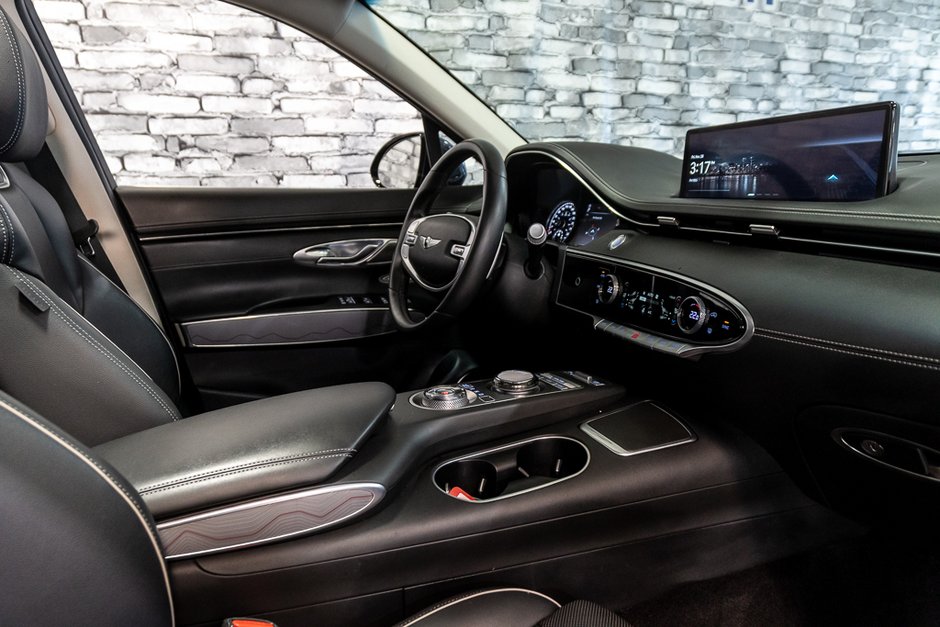 2024 GENESIS GV70 2.5T AWD ADVANCED PLUS NAV CAM 360 CUIR TOIT PANO-31