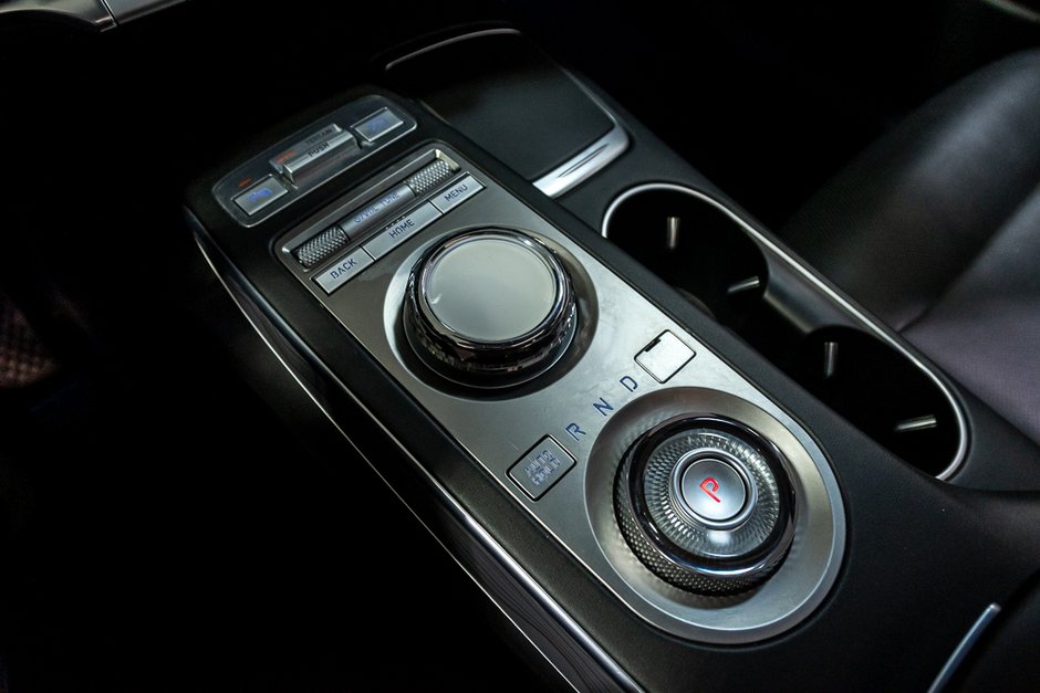 2024 GENESIS GV70 2.5T AWD ADVANCED PLUS NAV CAM 360 CUIR TOIT PANO-28