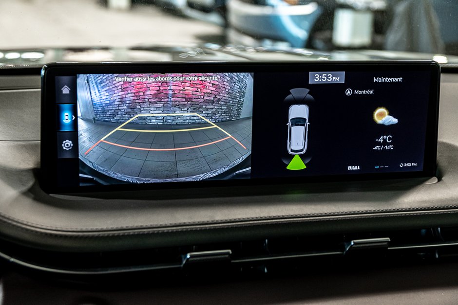 GENESIS GV70 2.5T ADVANCED AWD 300HP TOIT NAV CUIR MAGS 2024-23