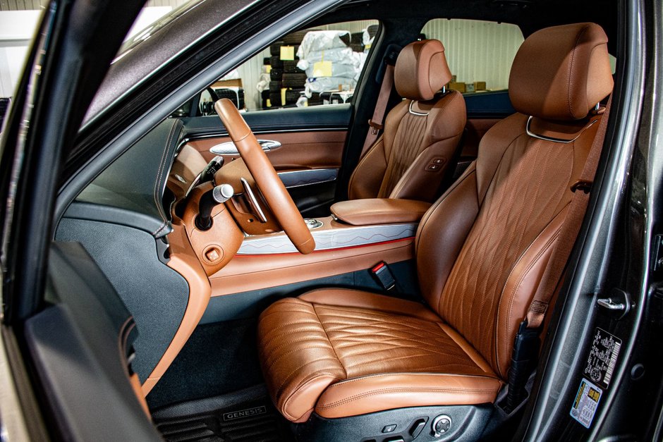 GENESIS GV70 2.5T PRESTIGE AWD CAM 360 SIEGE MASSAGE TOIT PANO 2025-2