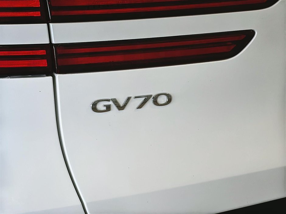 GENESIS GV70 2.5T Advanced Plus Toit Cuir Chauffants Cam Gps 2025-9