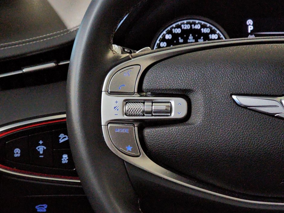 GENESIS GV70 2.5T ADVANCED AWD 300HP TOIT NAV CUIR MAGS 2025-36