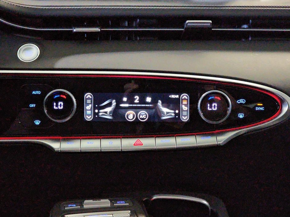 GENESIS GV70 2.5T ADVANCED AWD 300HP TOIT NAV CUIR MAGS 2025-33