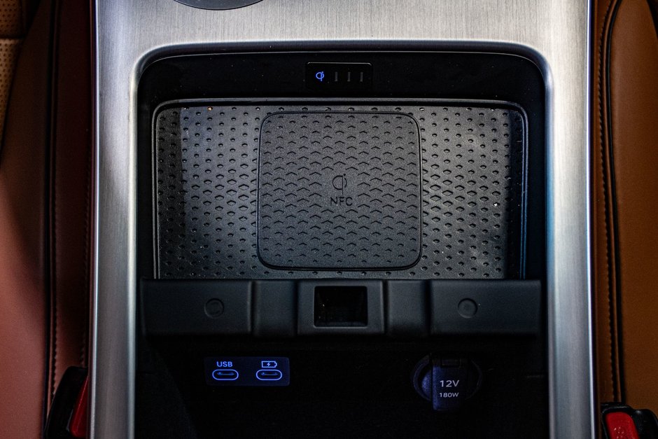 GENESIS GV70 PRESTIGE 2.5T AWD TOIT PANO CAM 360 PARK ASSIST 2026-35