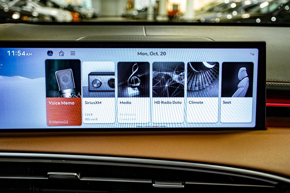 GENESIS GV70 PRESTIGE 2.5T AWD TOIT PANO CAM 360 PARK ASSIST 2026-28