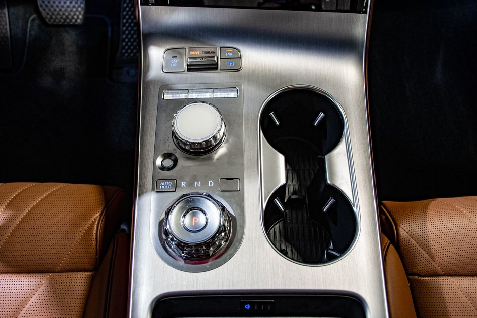 GENESIS GV70 PRESTIGE 2.5T AWD TOIT PANO CAM 360 PARK ASSIST 2026-32