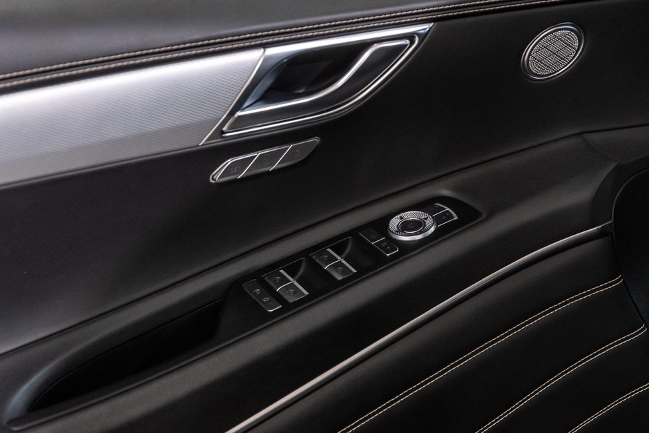 GENESIS GV80 2.5T ADVANCED AWD TOIT OUVRANT NAVIGATION CUIR 2021-16
