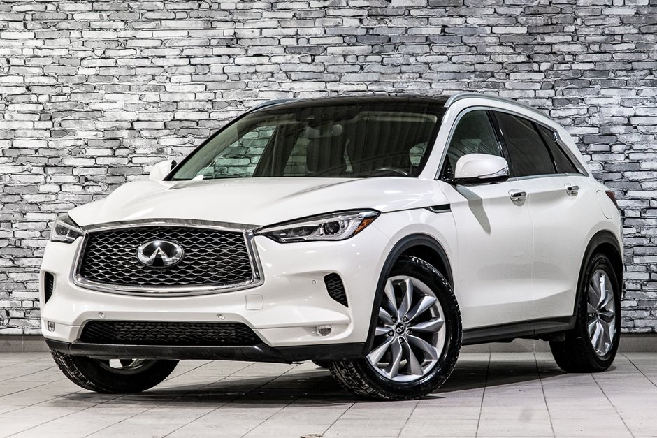 2019 Infiniti QX50 Essential AWD CUIR TOIT SIEGES CHAUFFANTS in Montréal, Quebec