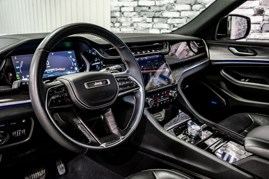 Jeep Grand Cherokee 4xe OVERLAND HYBRID-RECHARGEABLE CUIR TOIT NAV CAM 2022-18