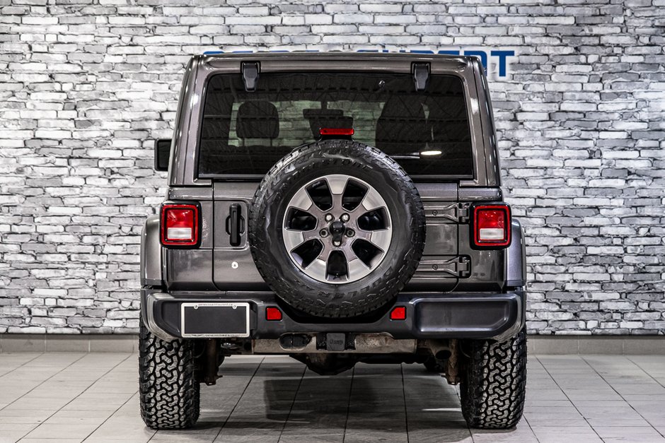 Jeep Wrangler Unlimited SAHARA V6 ALPINE DANA M220 GPS 2018.5 2018-11