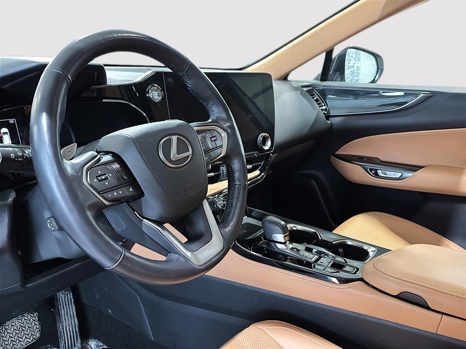 Lexus NX 350 Cuir Toit Cam Sieges Chauffants Gps 2022-11