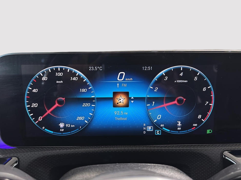 2022 Mercedes-Benz A-Class A 220 4MATIC AMG Night Package, TOIT CUIR-7