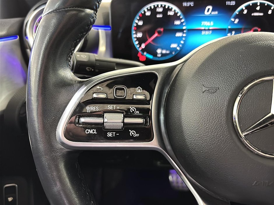 2022 Mercedes-Benz A-Class A 220 4MATIC AMG Night Package, TOIT CUIR-30