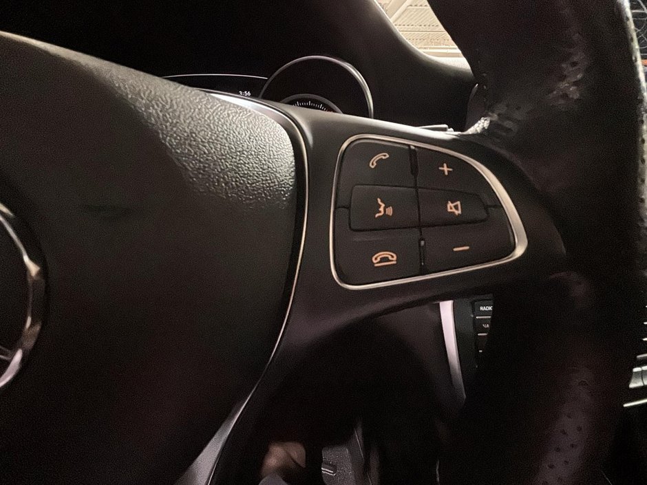 Mercedes-Benz GLA 250 AMG NIGHT PKG 4MATIC CUIR CAMERA 2020-30