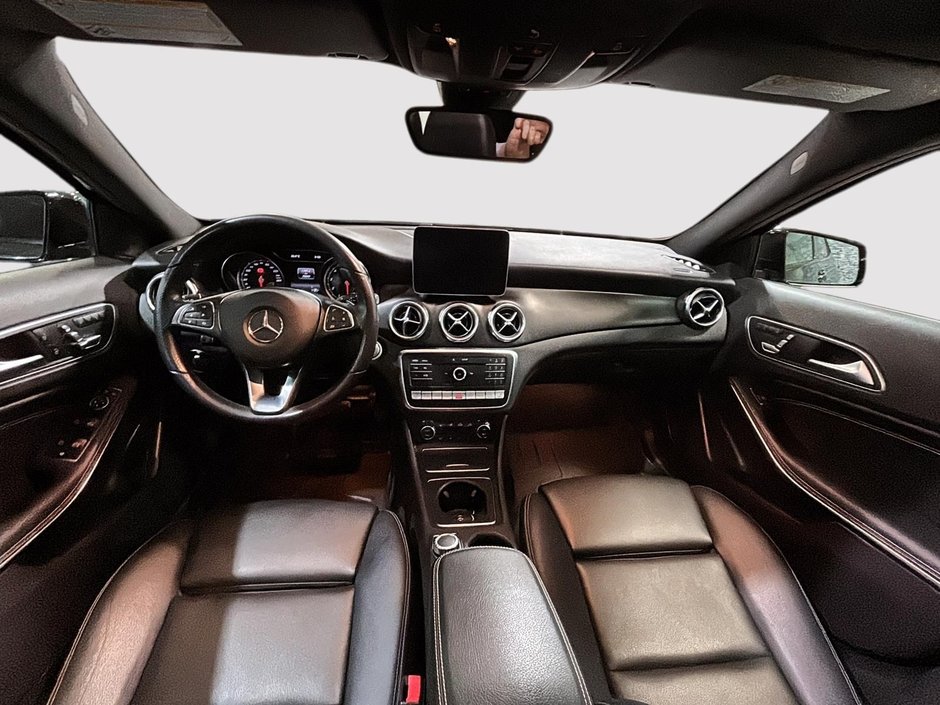 Mercedes-Benz GLA 250 AMG NIGHT PKG 4MATIC CUIR CAMERA 2020-24