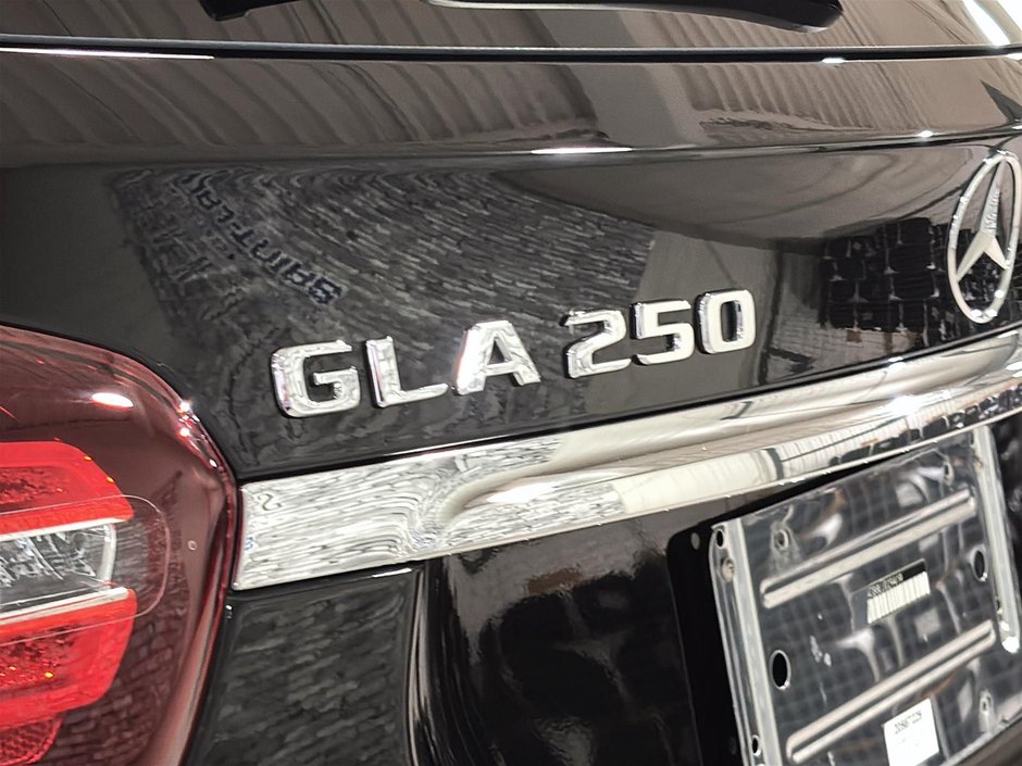 Mercedes-Benz GLA 250 AMG NIGHT PKG 4MATIC CUIR CAMERA 2020-11